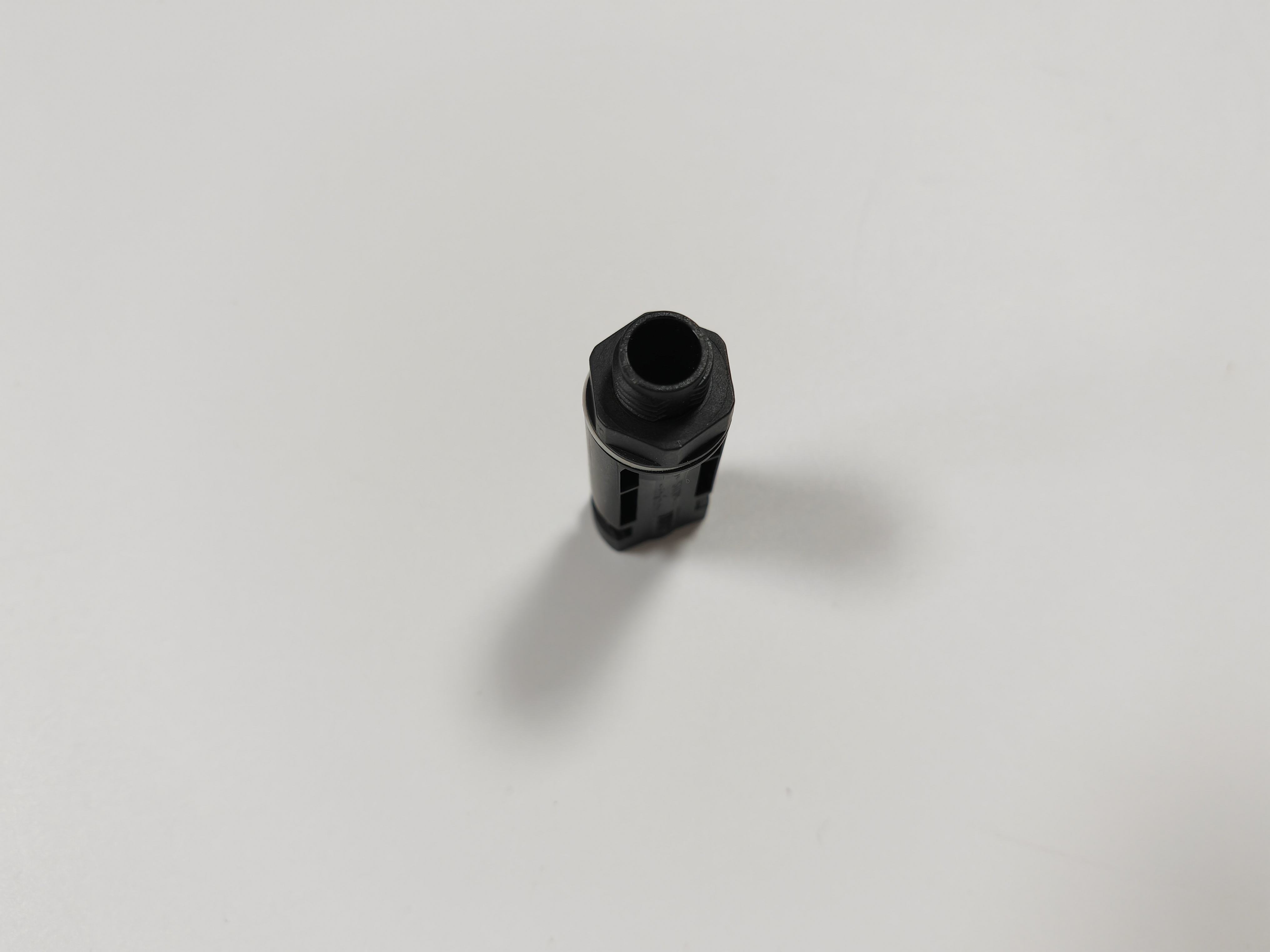 MaleFemale IP67 Waterproof MC4 1000V 30A50A PV DC Connector Photovoltaic Connectors MaleFemale IP67 Waterproof MC4 1000V 30A50A PV DC Connector Photovoltaic Connectors