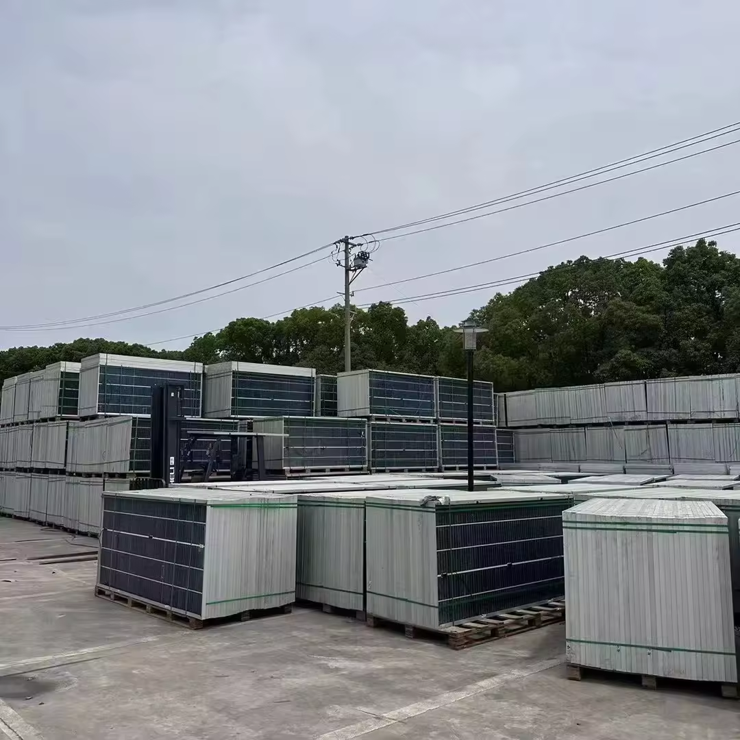 Tiger Neo N-Type Solar Panels 545W 550W 555W 575W 610 Watt Bifacial Solar Panel Monocrystalline Tiger Neo N-Type Solar Panels 545W 550W 555W 575W 610 Watt Bifacial Solar Panel Monocrystalline