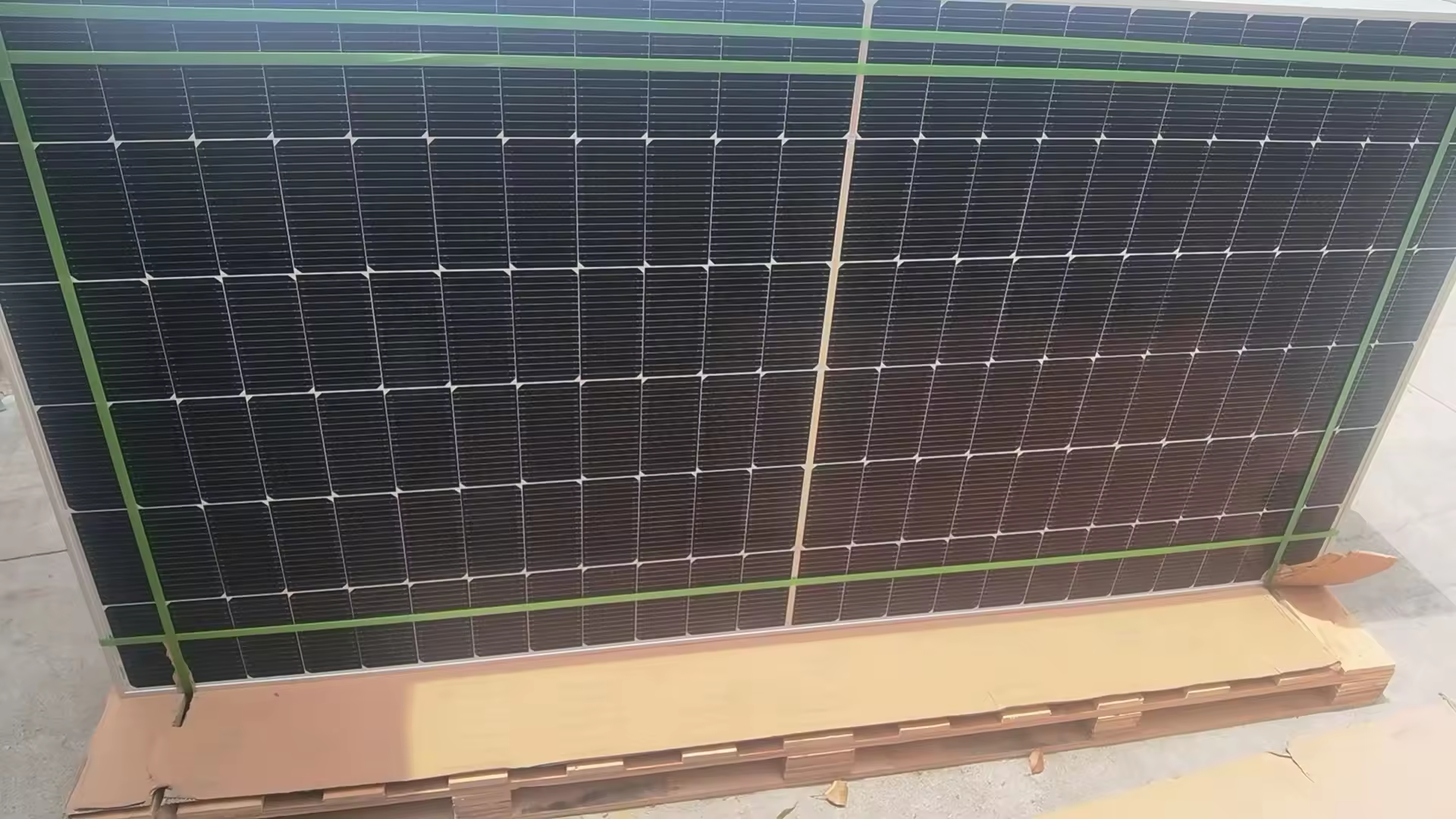 Tiger Neo N-Type Solar Panels 545W 550W 555W 575W 610 Watt Bifacial Solar Panel Monocrystalline Tiger Neo N-Type Solar Panels 545W 550W 555W 575W 610 Watt Bifacial Solar Panel Monocrystalline